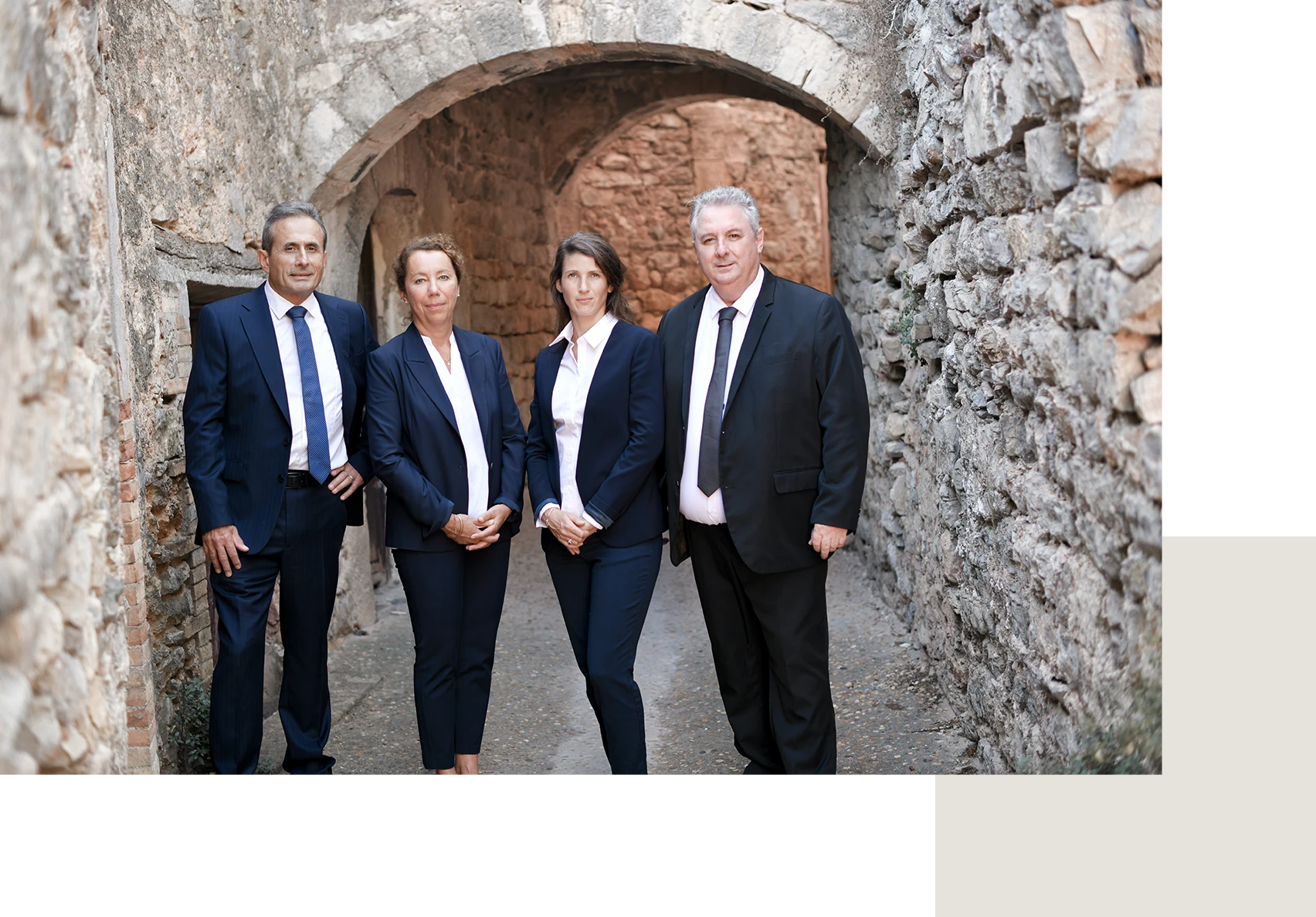 Le GROUPE EVALIS vous propose l'expertise immobilière indépendante sur mesure dans toute la France avec une estimation précise de vos biens immobiliers